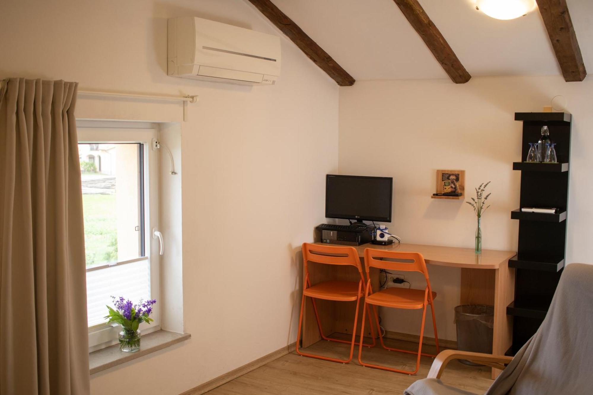Borea Rooms - Sobe Budanje วิพาวา ภายนอก รูปภาพ